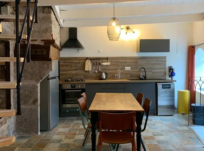 Charming Typical Stone House With Modern Amenities *