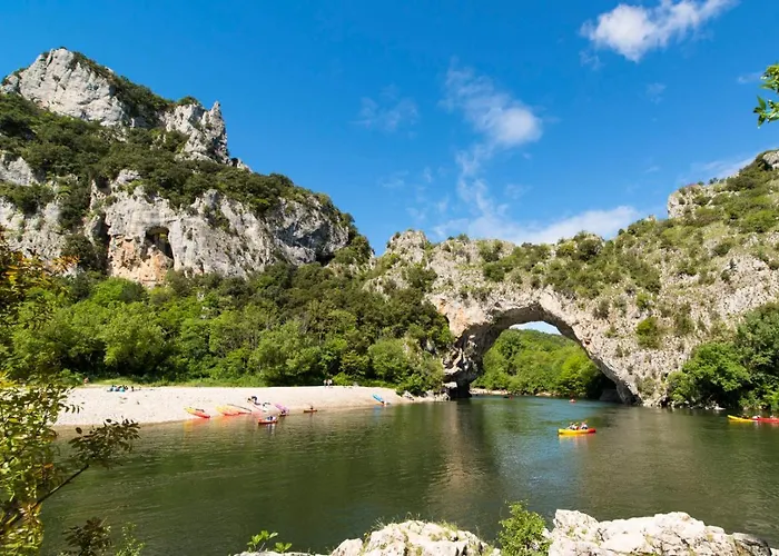 Charming Typical Stone House With Modern Amenities Сasa de vacaciones