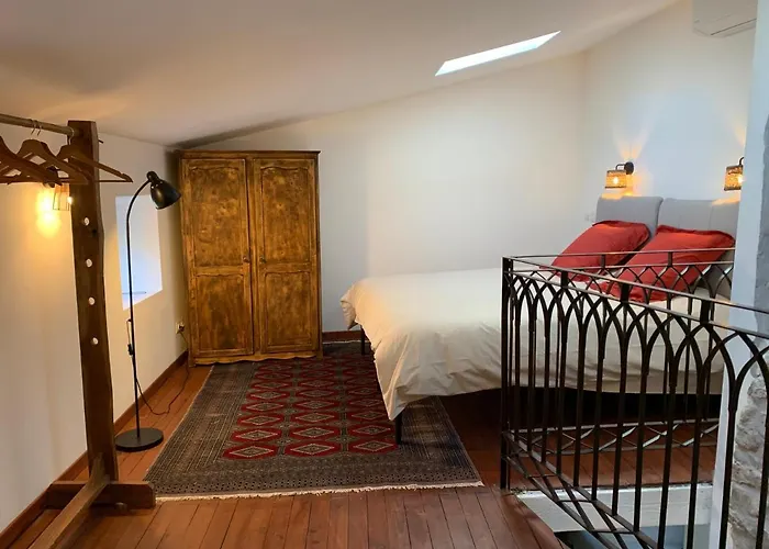 Charming Typical Stone House With Modern Amenities *